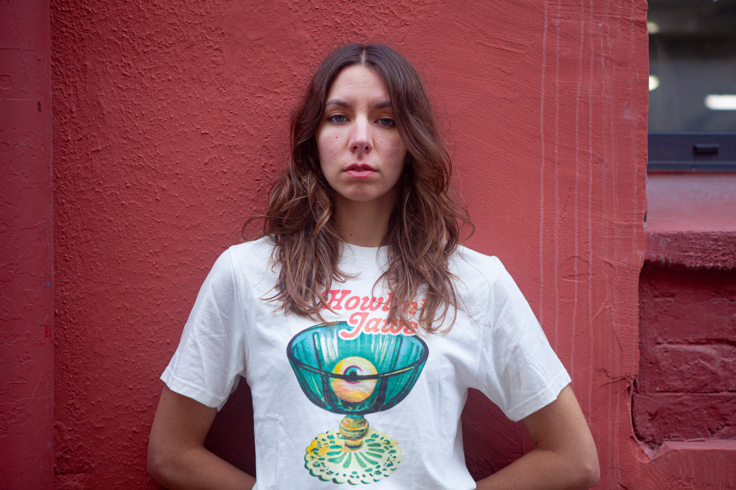 TEE-SHIRT BLANC LOGO QUADRI "coupe œil Howlin' Jaws "