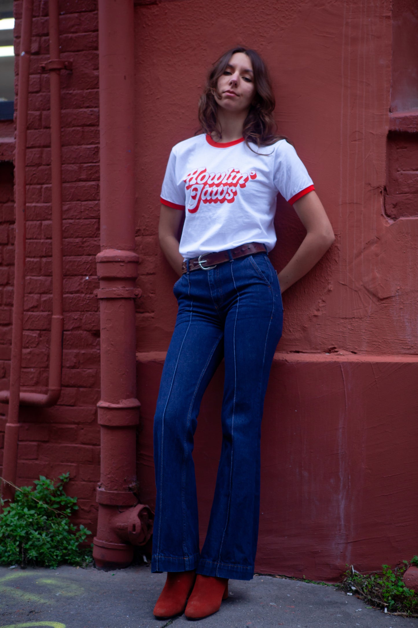 TEE-SHIRT "RINGER" ROUGE ET BLANC, LOGO ROUGE "Half Asleep Half Awake, Howlin' Jaws "