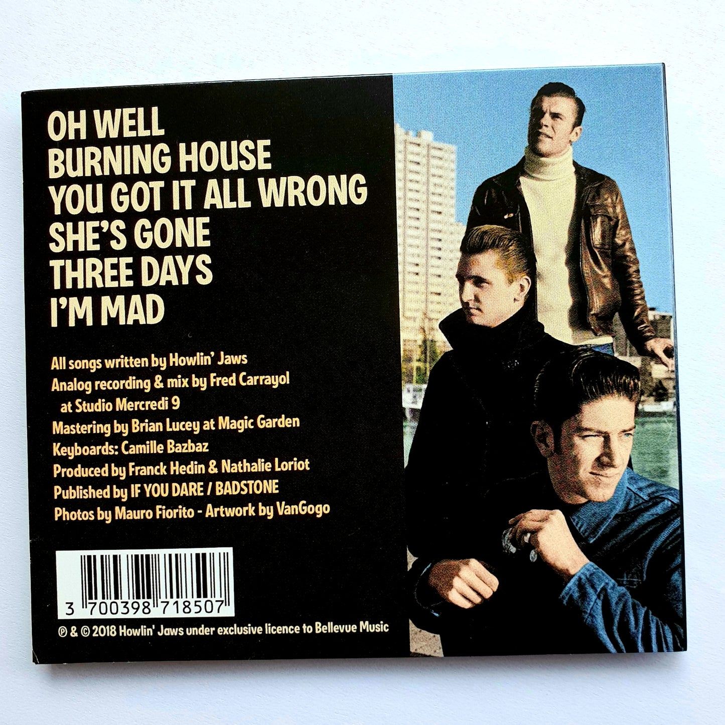 HOWLIN' JAWS - "Burning House" , EP 6 titres - Format CD