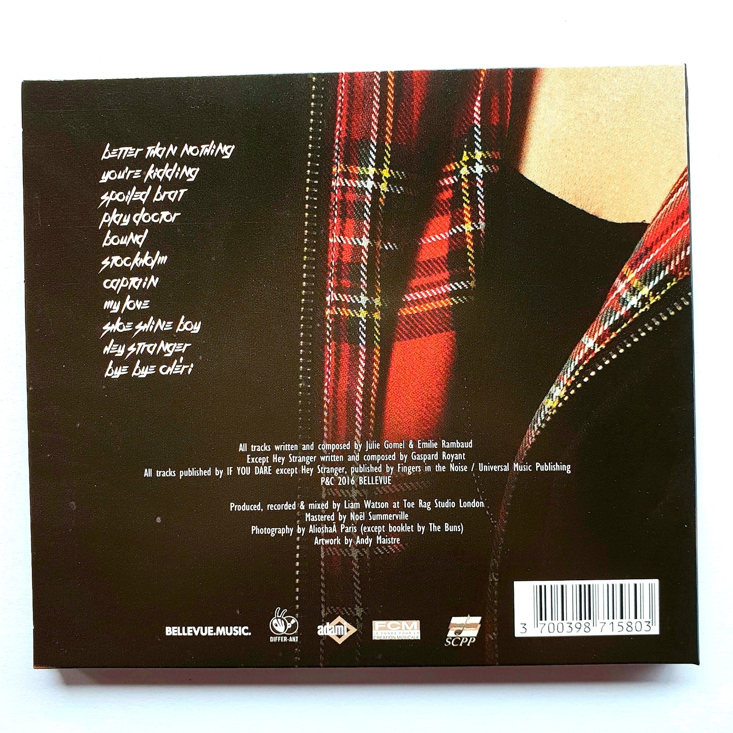 THE BUNS - "Out of Bounds", 11 titres, format CD