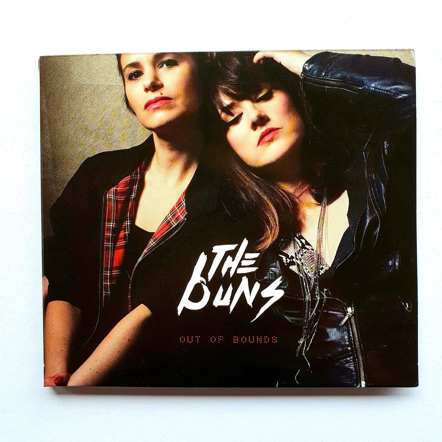 THE BUNS - "Out of Bounds", 11 titres, format CD