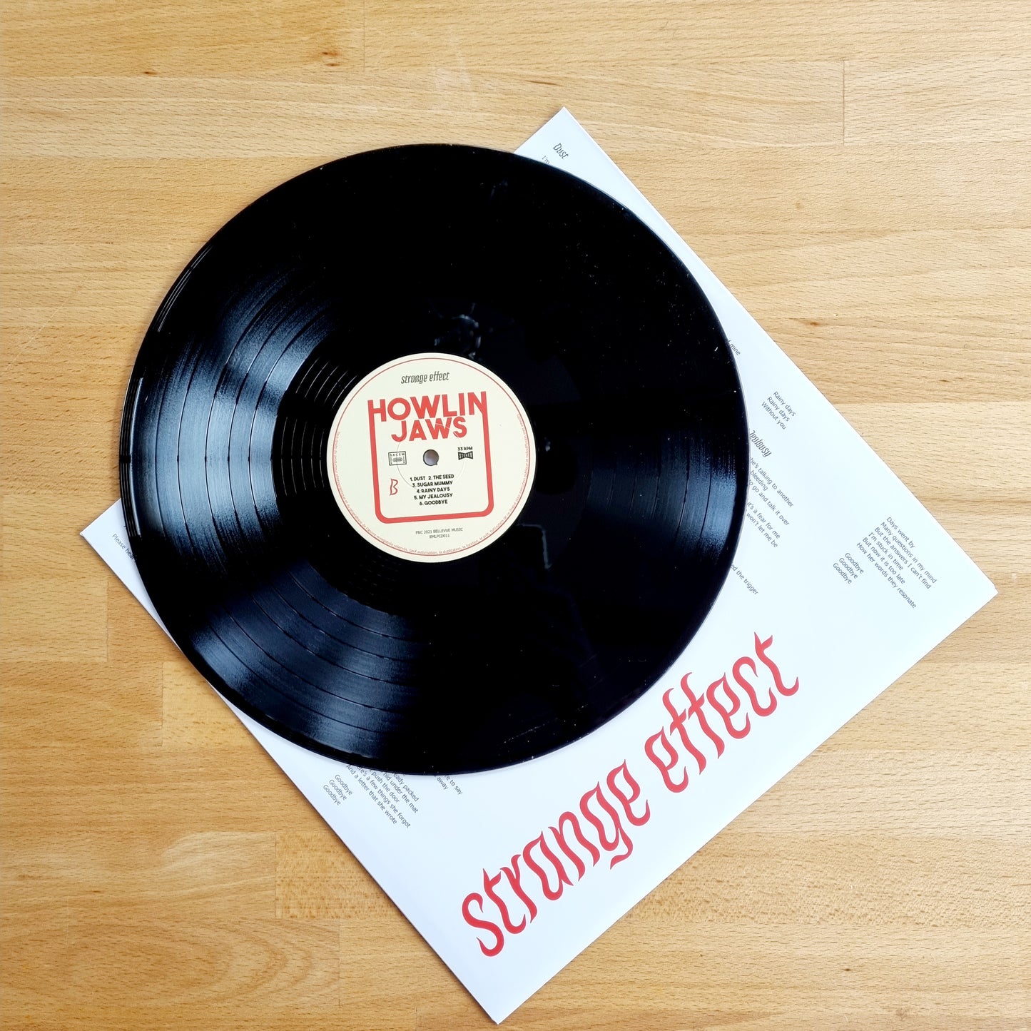 VINYLE 33T de « Strange Effect » (CD inclus !)